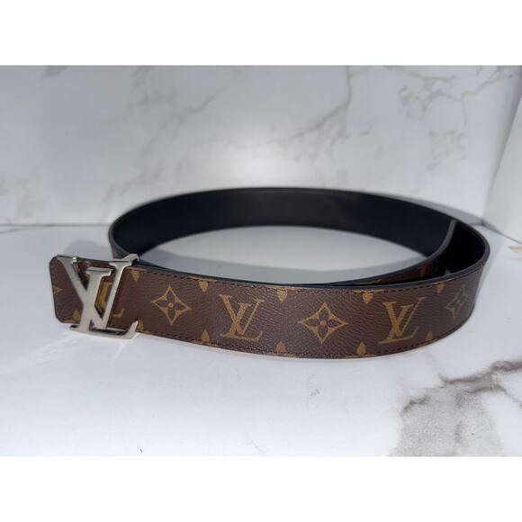 Louis Vuitton Accessories - Louis Vuitton Reversible Belt